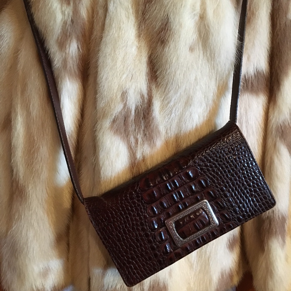 BRIGHTON BROWN CROC LEATHER ORGANIZER PURSE